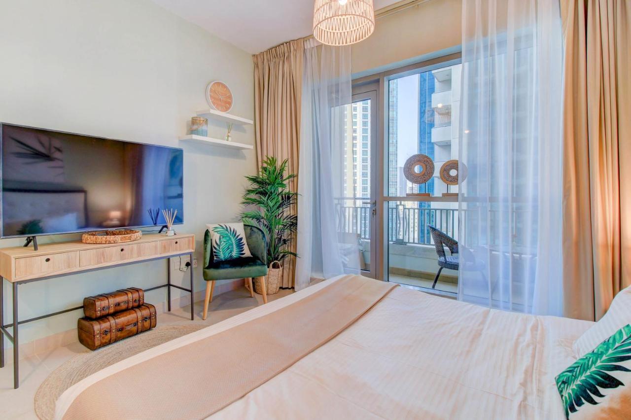 Durrani Homes - Luxurious Studio near Dubai Mall with pool view Esterno foto