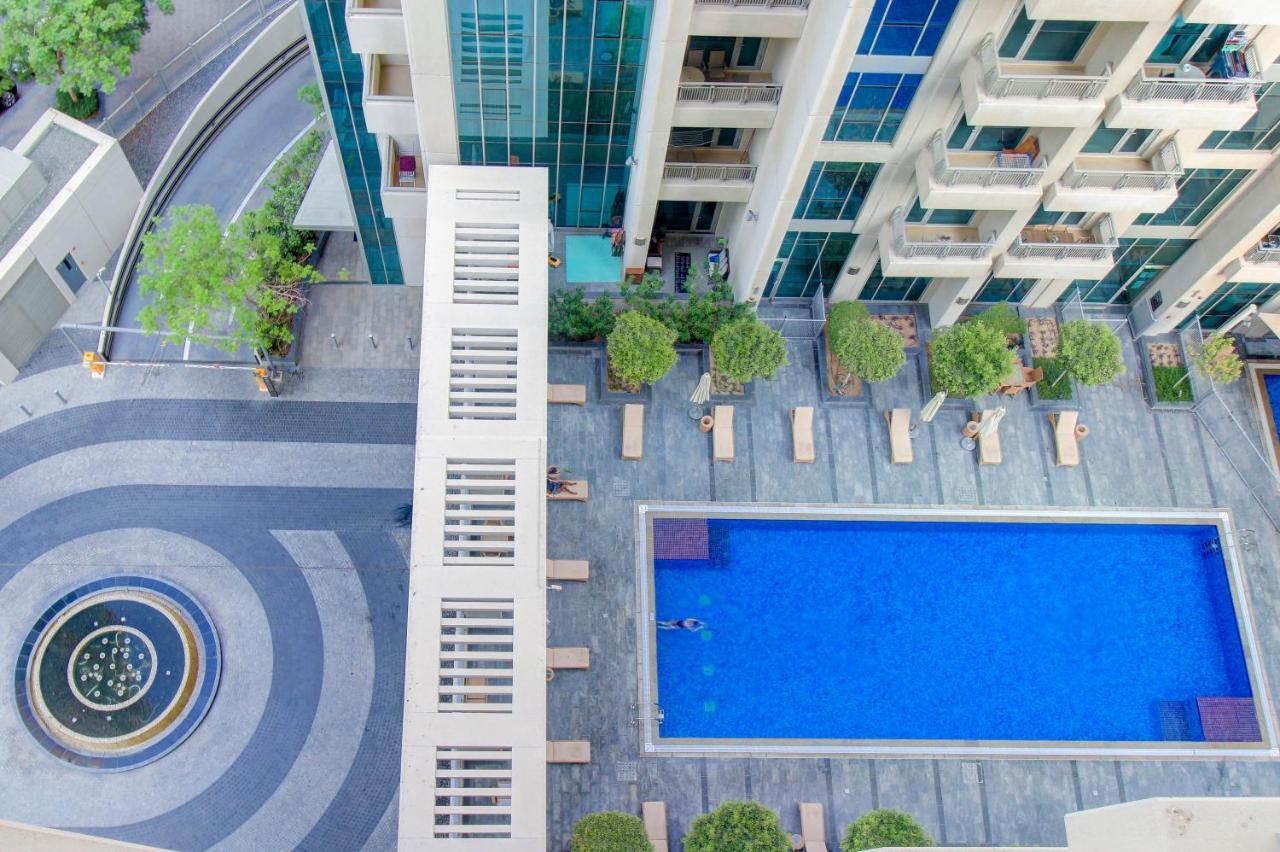 Durrani Homes - Luxurious Studio near Dubai Mall with pool view Esterno foto